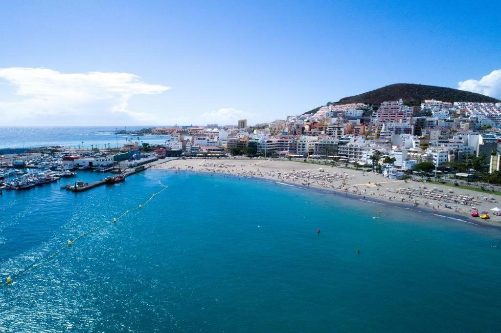 Porto Royale Apartment Лос Кристианос Екстериор снимка